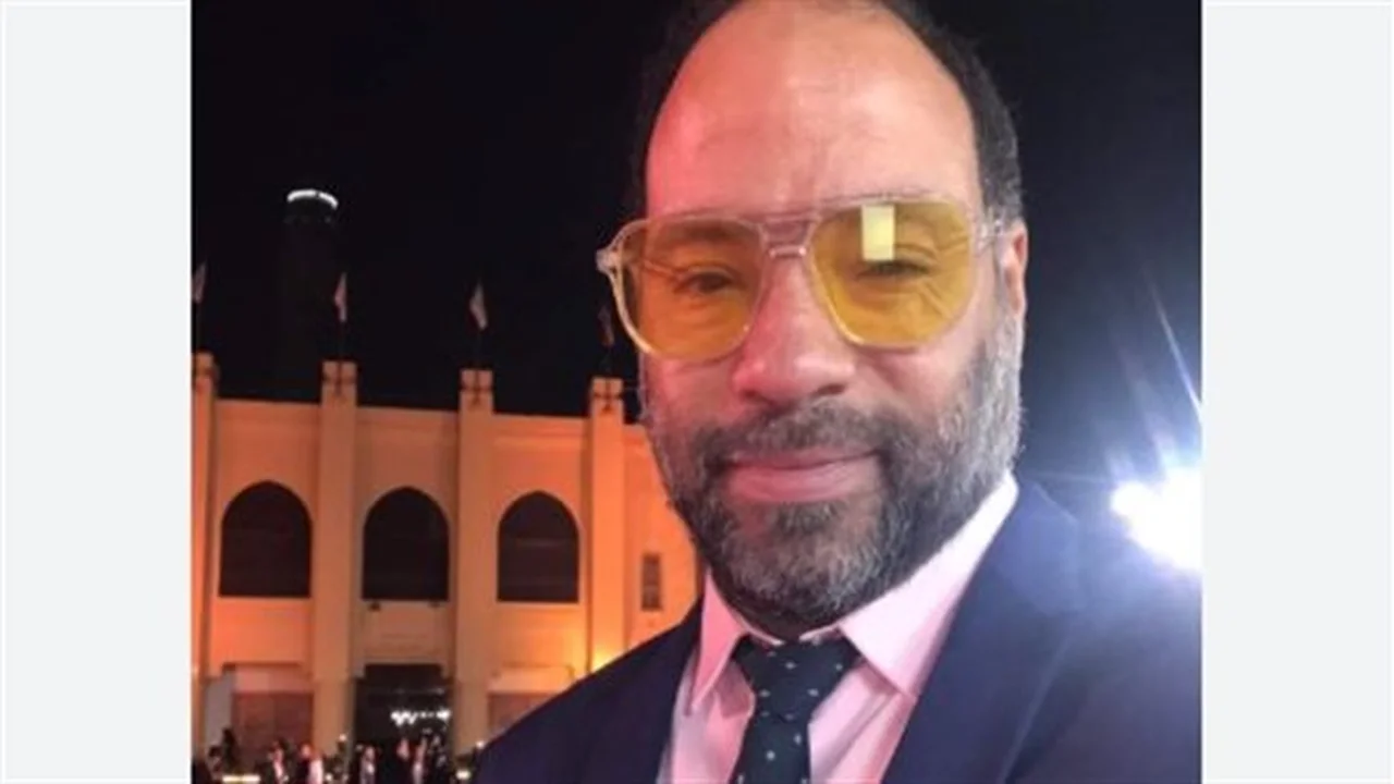 وائل عوني يرد.. حقيقة استغلال صوره القديمة في تداول شائعات دينية مثيرة للجدل